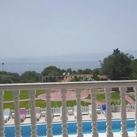 Dream Ayasaranda Çeşme